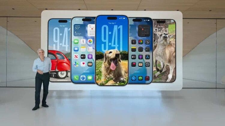 iOS 26 Liquid Glass
