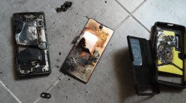Google Pixel 6a shořel