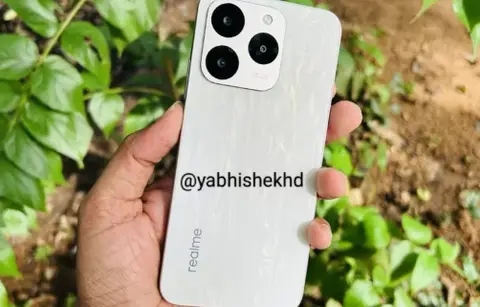 Realme 15T