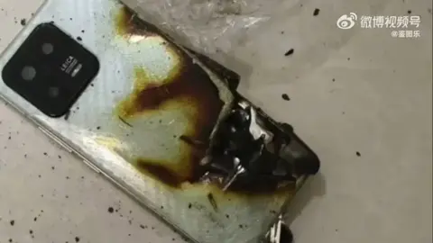 Exploze Xiaomi 13